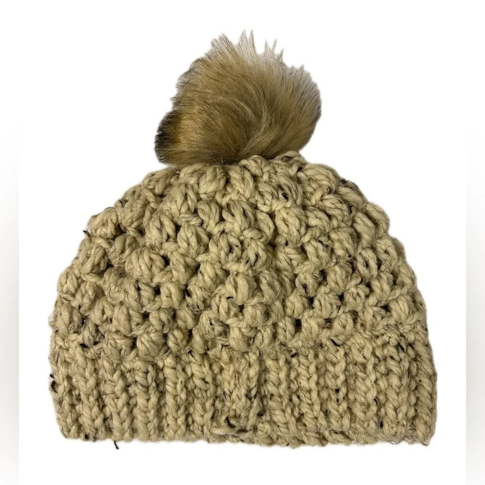 NEW Beanie.‎ Cream/Tan/Brown.